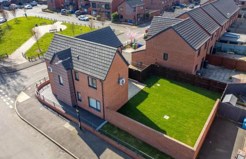 Large Family House with free parking - 3 bedrooms 6 beds - Foto 12