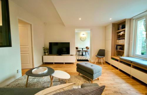 Montmartre en rez-de-jardin - Foto 19