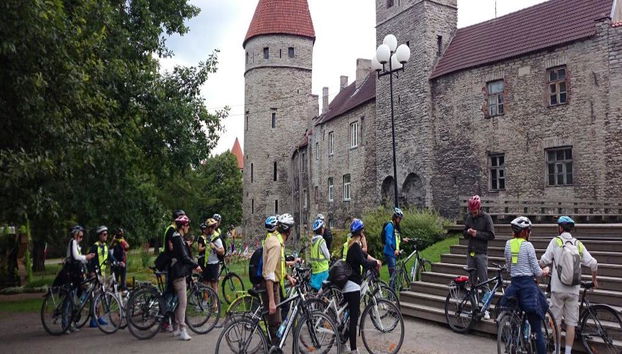 Old Town Food Tasting - Private Walking Tour - Photo 4