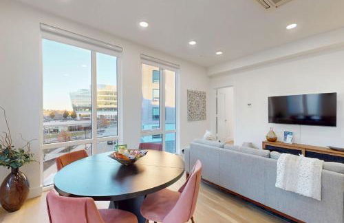 Luxury 2-bed at The Vera Rooftop Deck, Near MBTA - Foto 9