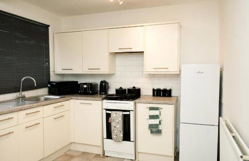 Contractor & Group Haven Sleeps 6 with Free Parking - Foto 17