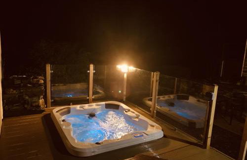 Finest Retreats - Tegannedd - Luxury Grade II Listed Cottage With Hot Tub - Foto 18