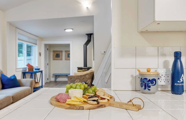 Cottage By The Bay by Avantstay 0.5mi to Beach! - Foto 12