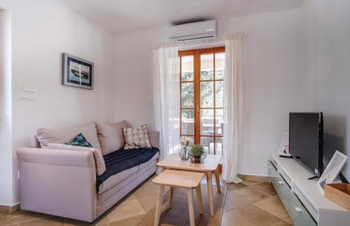 Pet Friendly Home In Sveti Jakov - Foto 4