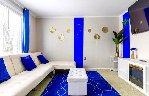 The Sapphire Haven - Your Old Brooklyn Oasis Awaits Families, Couples, Business Travelers Near Downtown With Parking, 300 MB WiFi & Self Check-In - Foto 42