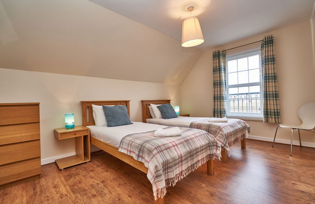 Lets Edinburgh - Photo 4