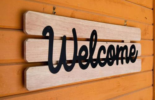 Lakefront 3BR with Bunkhouse and Kayaks, Rowboat Included - Foto 17