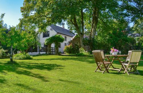 Clematis Cottage - Photo 1