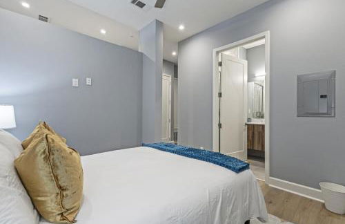 Trendy 1BR w 10ft Ceilings FREE Parking Pet Friendly - Foto 1