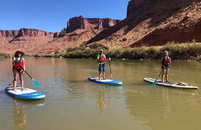 Colorado River Paddle Surfing - Photo 3