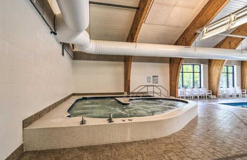 Cozy Mancelona Home Ski, Golf and Snowmobile! - Foto 26