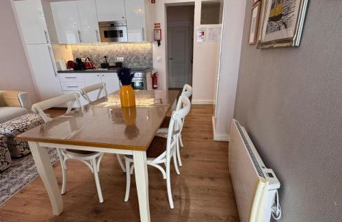 Charming Historic Lisbon Bairro Alto Apartment - Foto 32