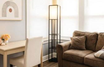 Spacious Three Bedroom Parma Home Sleeps six Near Cleveland - Foto 11