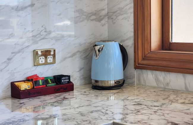 U Suites on Courtenay - Photo 55