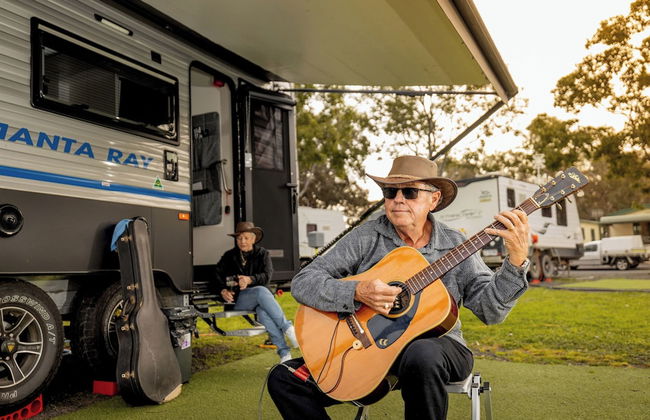 Landsborough Holiday Park - Photo 1