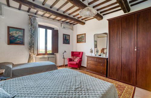 Timeless 19th-Century Villa with Private Pool Oasis - Photo 31