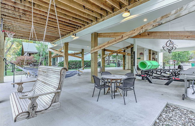 Immaculate Waterfront Home for 16 w/ Private Dock! - Foto 47