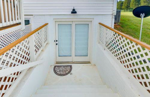 Rocky Vines Wine Country Retreat with Fire Pit - Foto 21