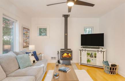 Walk to Beach Relax in Hot Tub Dine on the Deck LoLis Place by AvantStay - Foto 7