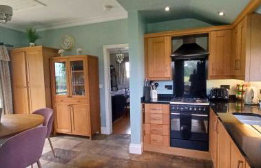 The Old Telephone Exchange - surrounded by fields! - Photo 13