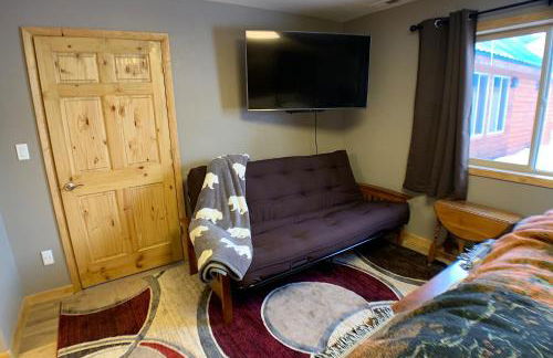 Centennial Cabin with Hot Tub, Sauna and Pool Table! - Foto 14