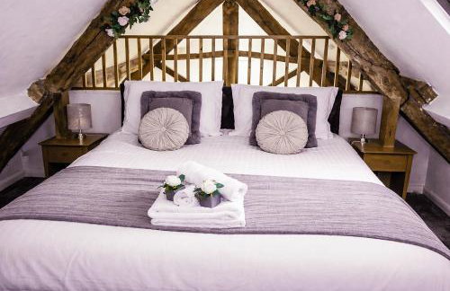 Romeo Cottage - Sleeps 4 - Open Plan Barn - Private Hot Tub & Garden - Foto 3