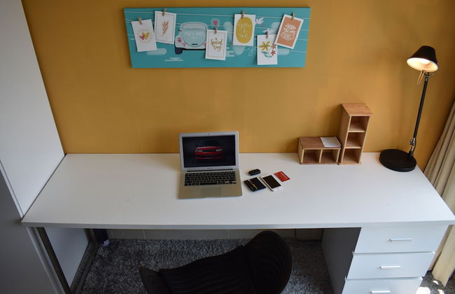 Shaftsbury Residences by Superhost - Photo 53