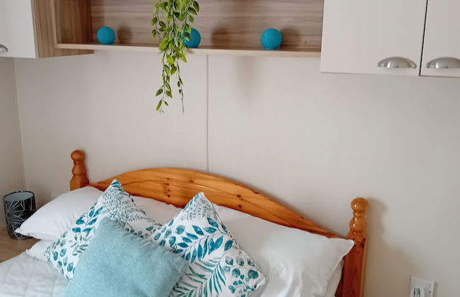 Cozy Chalet Sleeps 4 With Garden - Foto 2