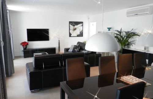 Villa Marluki, 4 bedrooms, pool and terraces - Foto 2