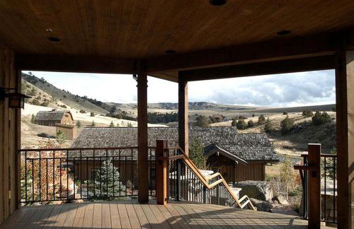 Spacious Group Lodge Rental with Hot Tub near Bozeman, Montana - Foto 4