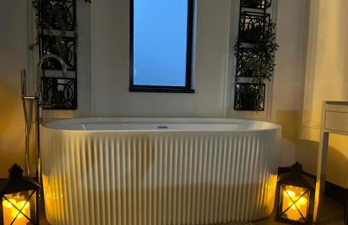 Caban Y Tan Ffawydd Luxury couples retreat with private Wood Fired Hot Tub - Foto 29