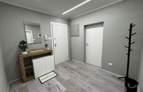 Dream House - Photo 3