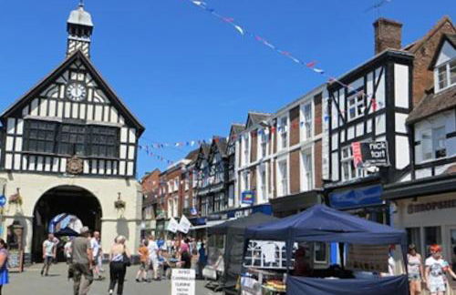 Cosy Town Loft by Shropshire Abodes - Foto 50