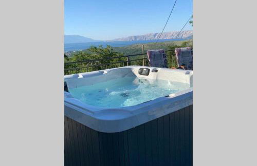 Villa Nona Tamara with Astonishing Sea & Mountains View - Foto 2
