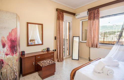 STEFANOS HOUSE - Foto 1