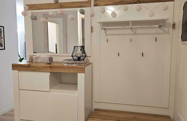 2 Bed Apartment in Zyrardow - Photo 13