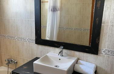 Ocean View Apartment - Photo 4