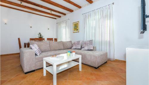 Two-Bedroom Holiday Home In Radonic - Foto 2