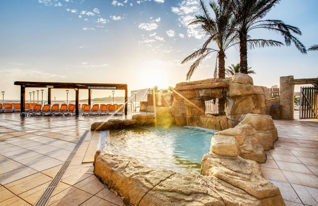 AX Sunny Coast - Photo 11