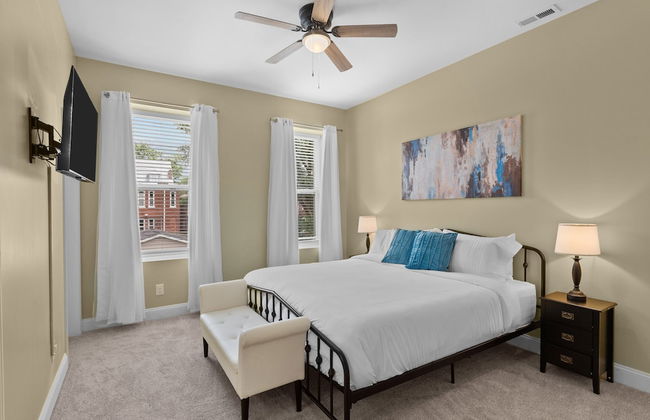 Red Brick Hideaway | JZ Vacation Rentals - Photo 5