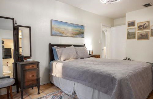 Historic Carriage House Downtown 2 bedroom 1 bath - Foto 22