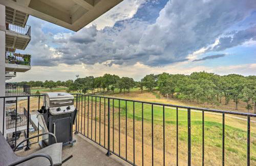 Golf Course and Lake Views Cozy Afton Condo! - Foto 1