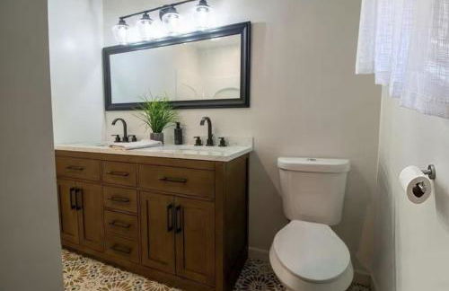 Renovated Modern Home Minutes to Downtown Richmond - Foto 17