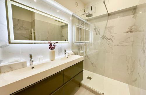 Luxueux 3 pièces de 80m2 -2 chambres, 2 salles de bain- A 1mn de la Croisette et des plages - Foto 12