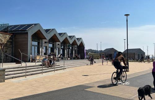 Monty Cottage, Exmouth Coastal Boutique House - Photo 38