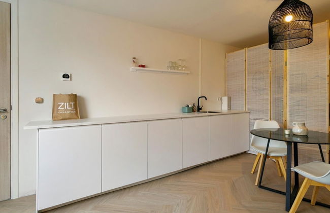 Pleasant Holiday Home in Vrouwenpolder With Garden - Photo 23