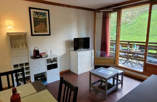 Appartement Hauteurs Super Besse - 4 personnes -Piscine & Garage - Photo 4