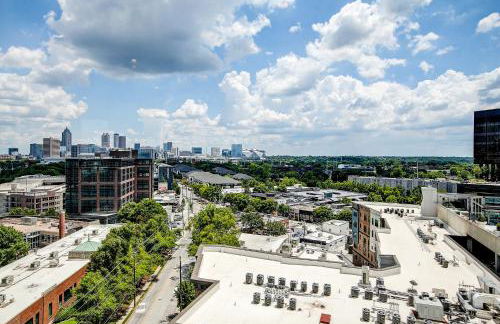 Upscale Midtown Retreat , Free Parking & Close to Mercedes-Benz - Foto 7