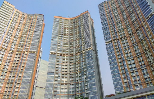 Elegant Studio with Pool and Sea View at Gold Coast Apartment - Foto 9