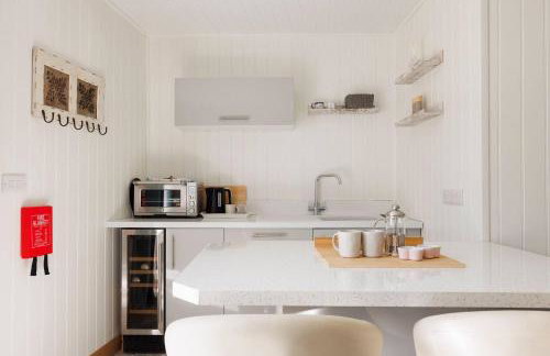 Cosy Cabin Retreat Close to Beaches - Foto 8